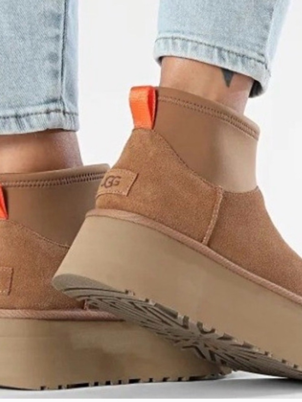 BRAND NEW Classic Mini Dipper Uggs
